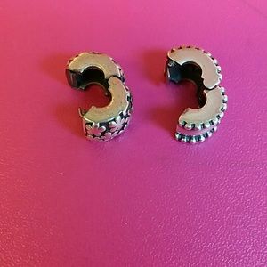 Pandora clips